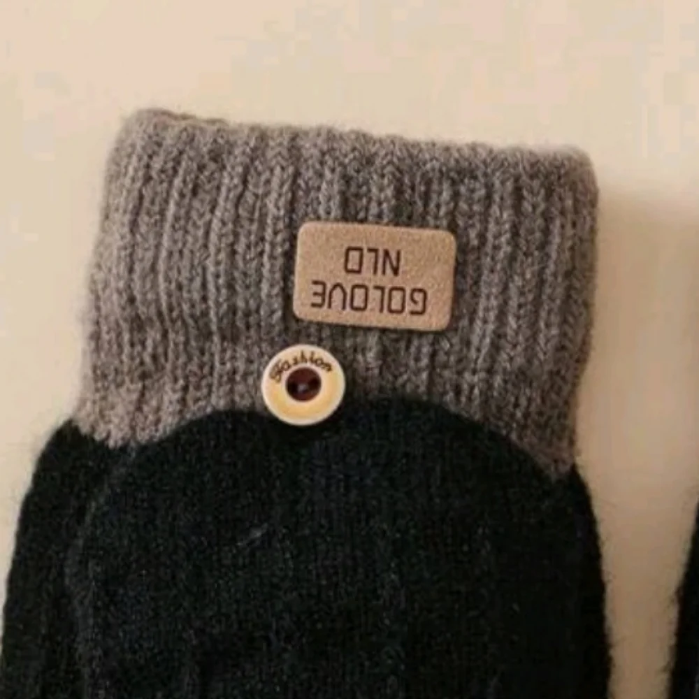 Kids fingerless gloves Size 8 - 12 years